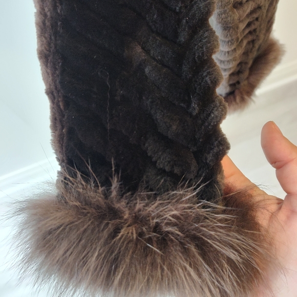 Vintage Brown Beaver Scarf - Picture 2 of 2